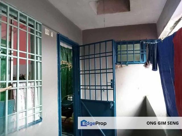 Flat Jalan Meranti Taman Rinting For ! ️! ️