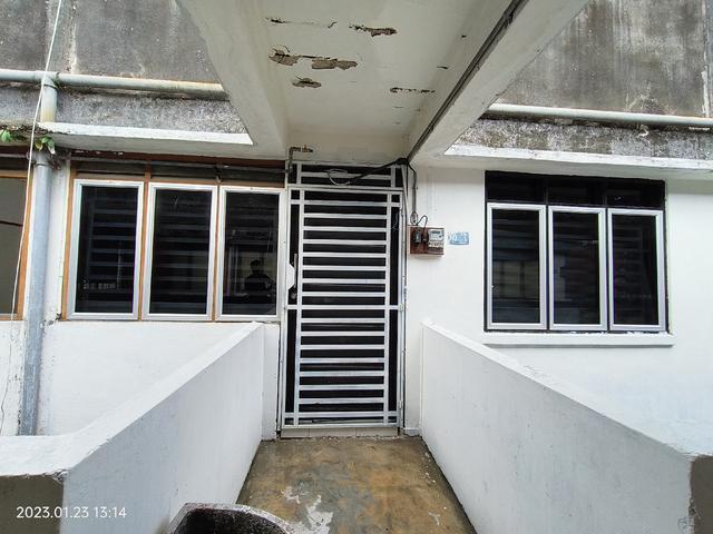 flat kampung boyan