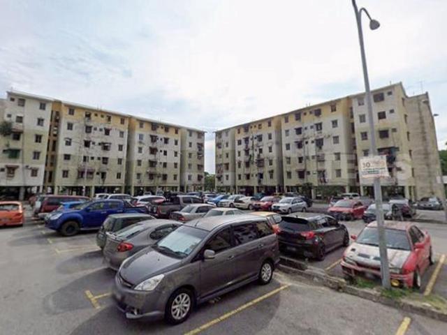Flat Kelompok Camar Port Klang 3r2b 652sqft for Sale
