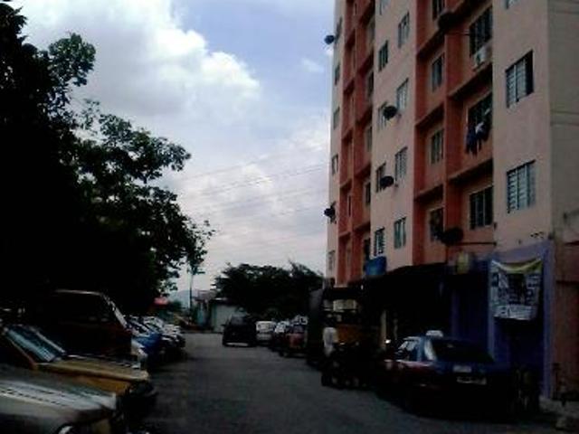 FLAT KENANGA, TAMAN SRI GOMBAK