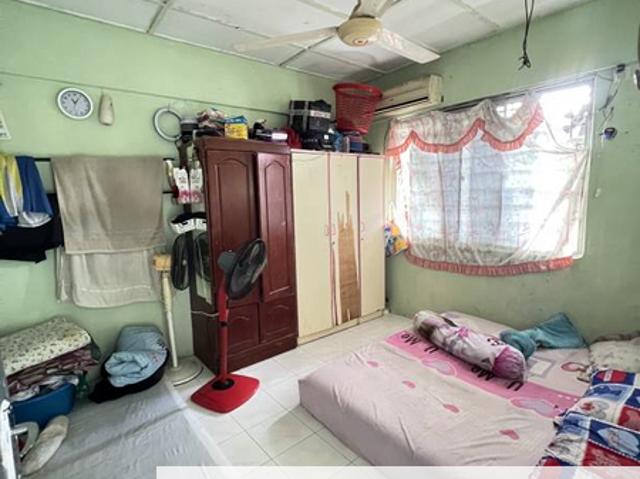 Flat Pandan Indah