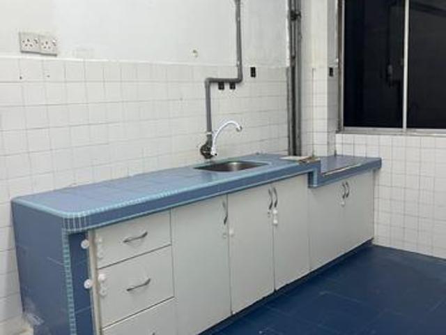 Flat pandan indah 600sf Level 2 3r1b basic Ampang