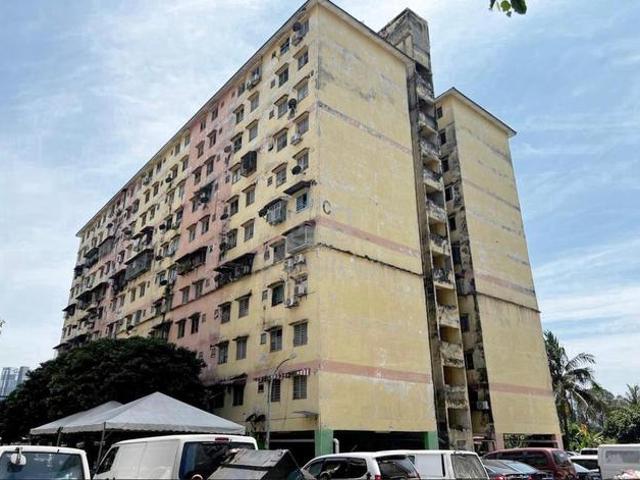 FLAT PANDAN PERDANA Ampang 2R1B BELOW MARKET Good Condition
