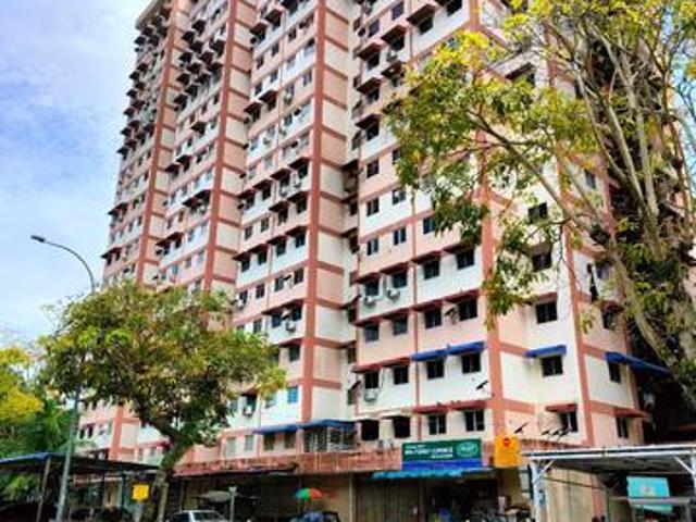 Flat Pinang Emas Batu Feringgi low Floor Below Mv
