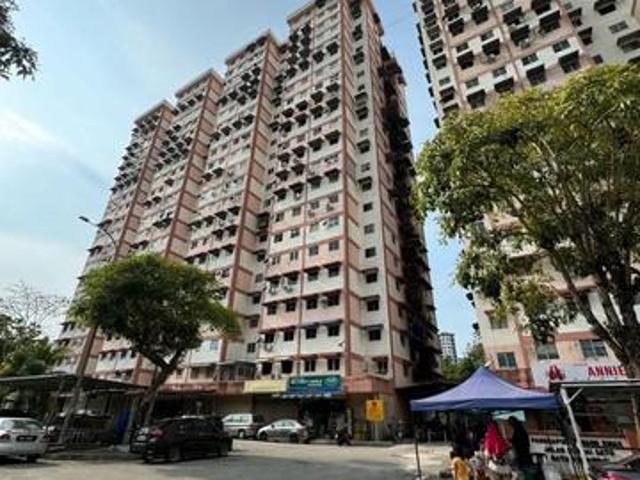Flat Pinang Emas Batu Ferringhi 3Bed 2Bath Harga Rendah