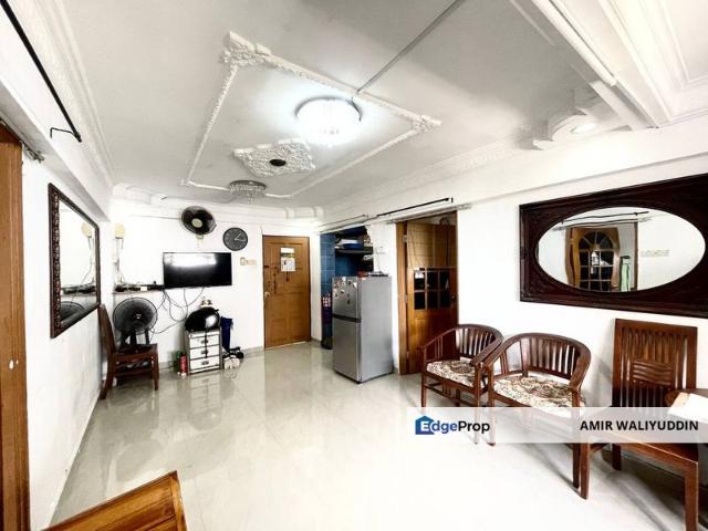 Flat PKNS, Kampung Kerinchi