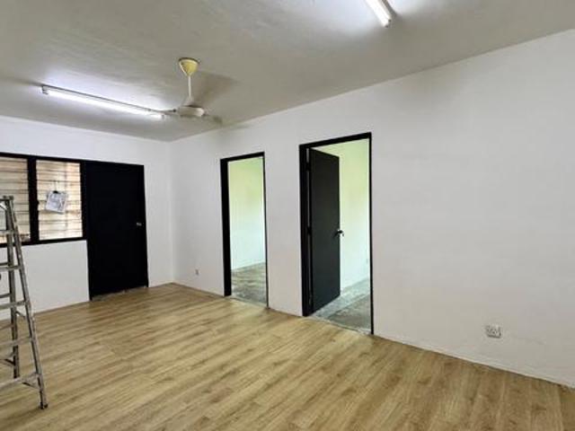 Flat PKNS Kampung LindunganBandar SunwayPJSelangor For Sale