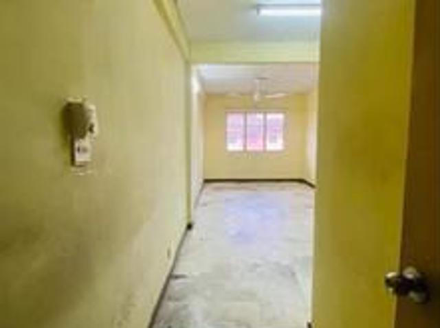 Flat PKNS Negotiable