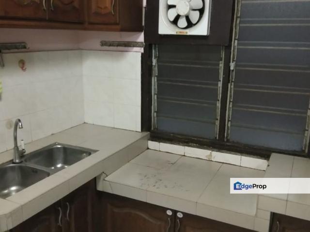 Flat PKNS, Seksyen 7