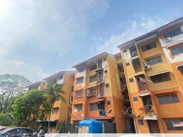 Flat PKNS Seksyen 8 Shah Alam