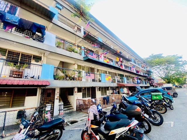 Flat PKNS Seksyen 16 Shah Alam