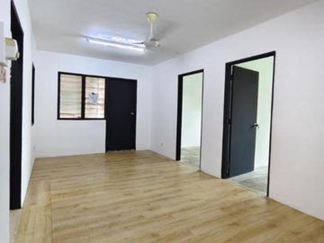 Flat PKNS PJS6 Kampung Lindungan Petaling Jaya