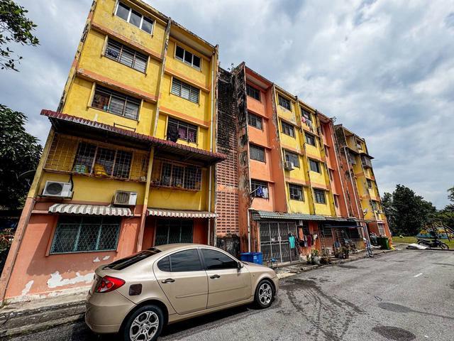 Flat PKNS Tasik Tambahan Ampang