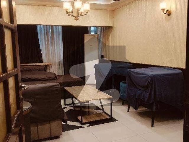 Flat Rooms Available For Rent In DHA Phase 7 Extension