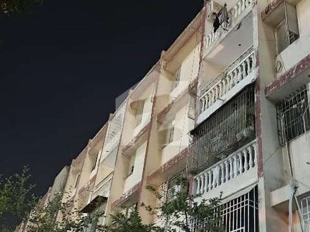 Flat Salima Square Boundary Wall Project Near Masqan Chorangi Vip Gulshan E Iqbal Block 7