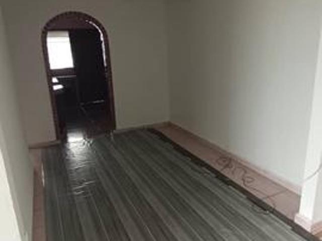 Flat Seksyen 18 untuk dijual