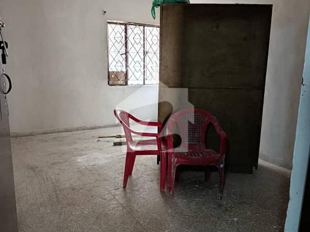 Flat Sized 750 Square Feet Available In North Nazimabad Block N