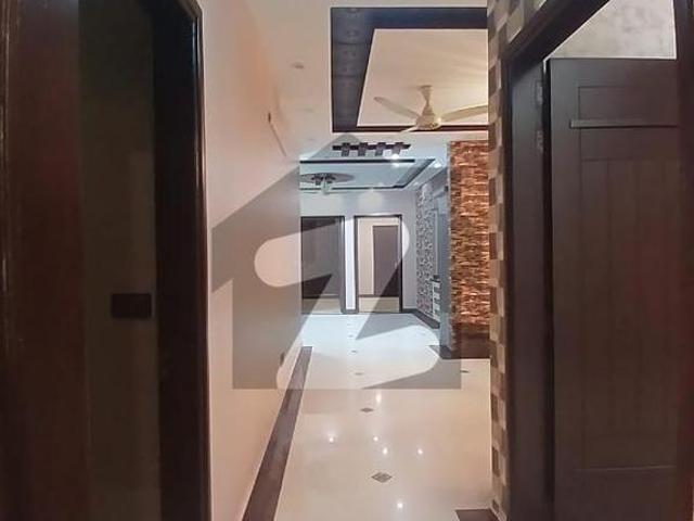 Flat Spread Over 2500 Square Feet In Clifton Block 8 Available Clifton Block 8