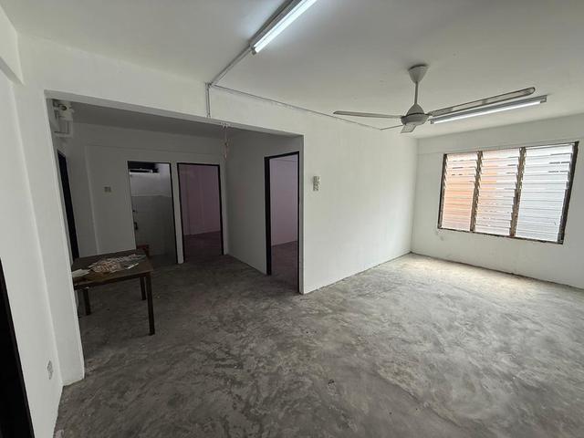 Flat Sri Lanang Taman Desa Tebrau