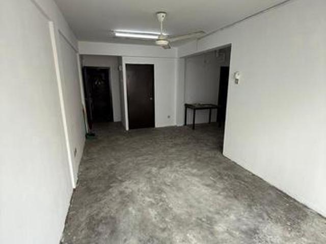 Flat Sri Lanang Taman Desa Tebrau