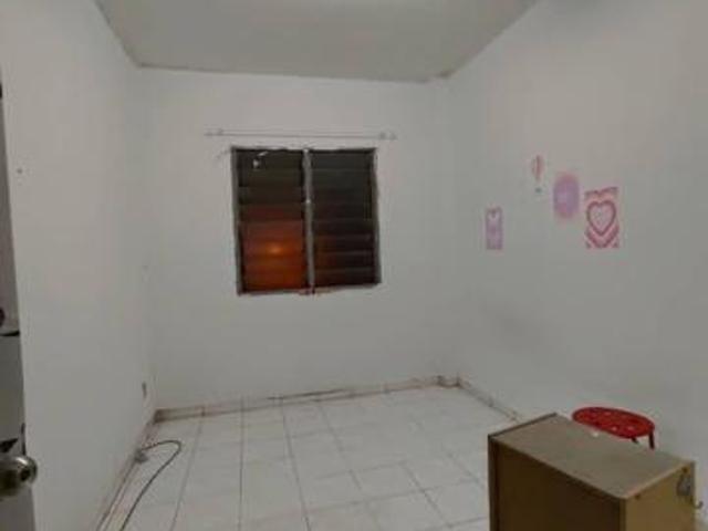 Flat Sri Meranti direct owner