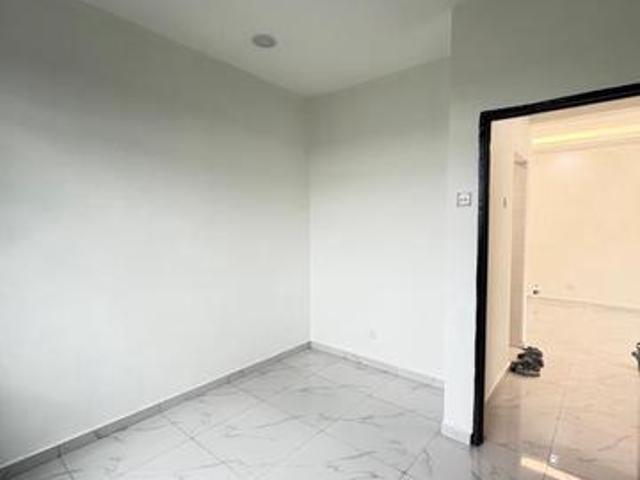 flat sri orkid below market
