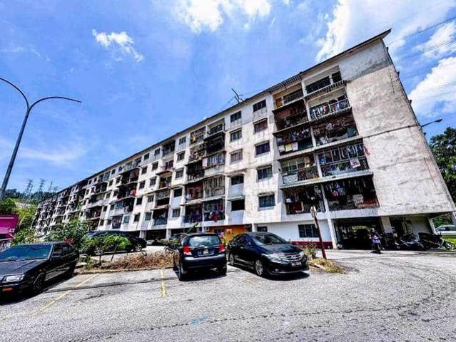 Flat Taman Mulia Jaya Ampang