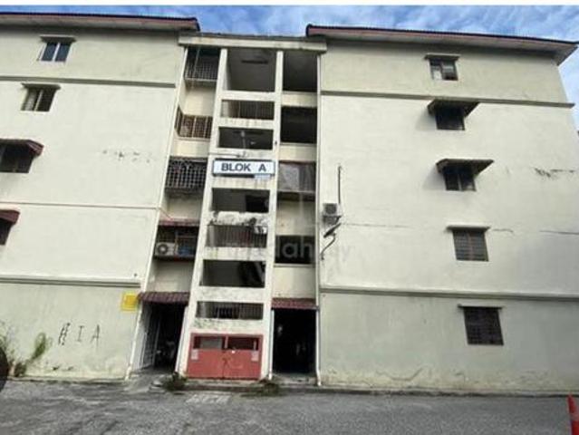 Flat Taman Mawar Level 4 Corner Unit Fully Renovated Puchong