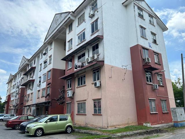 Flat Taman Merdeka at Batu Berendam near CTRM