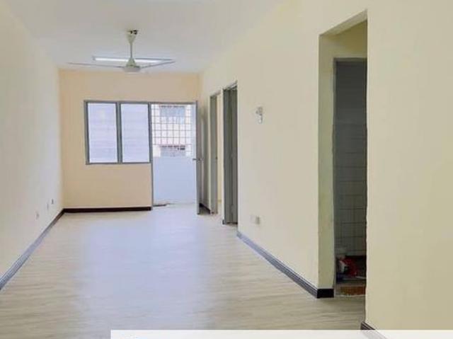 Flat Taman Impian Emas