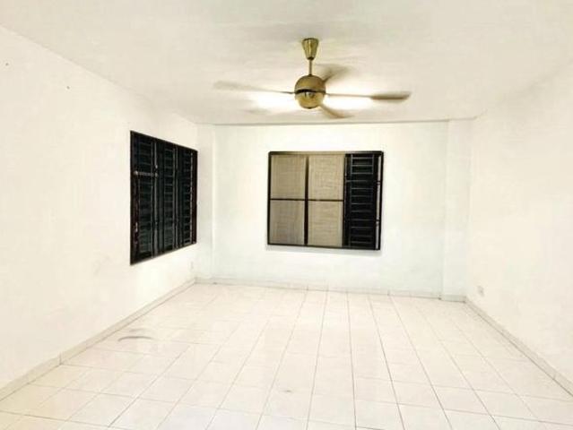 Flat Taman Impian Skudai Near CIQ Good For Investment