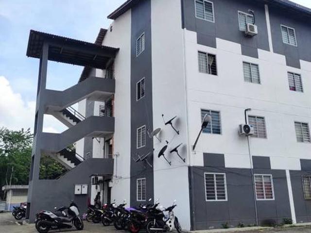 Flat Taman Jenaris
