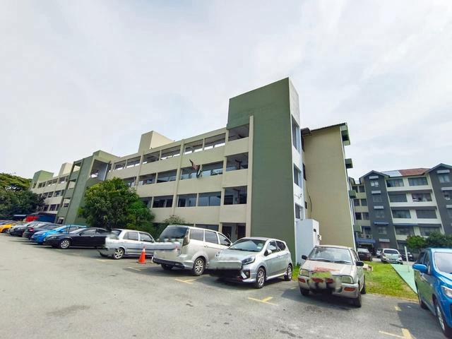 FLAT TAMAN PAUH INDAH PERMATANG PAUHGROUND FLOOR BOOKING 1k
