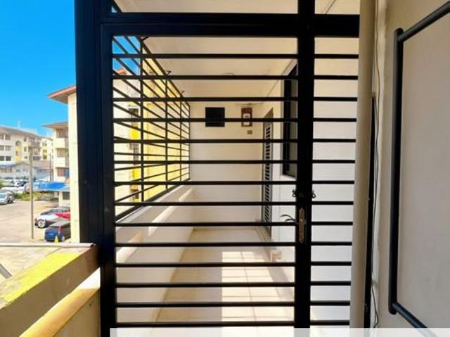 Flat Taman Perling