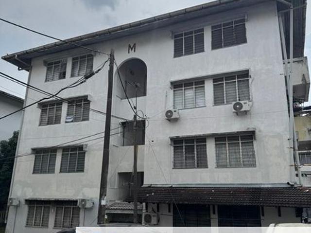 Flat Taman Perling