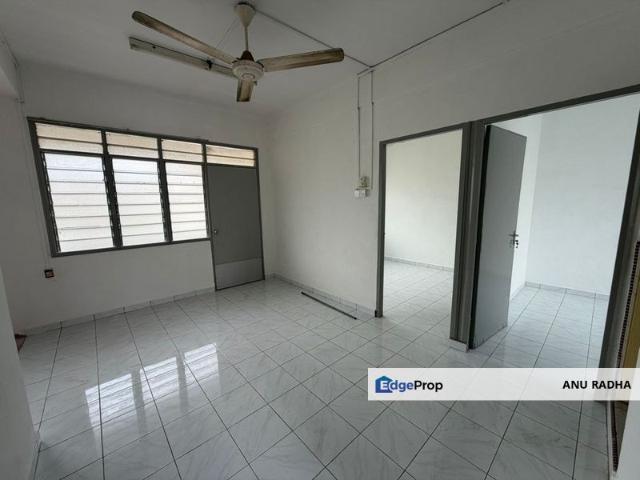 Flat Taman Perling