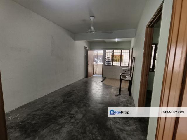 Flat Taman Segar Perdana