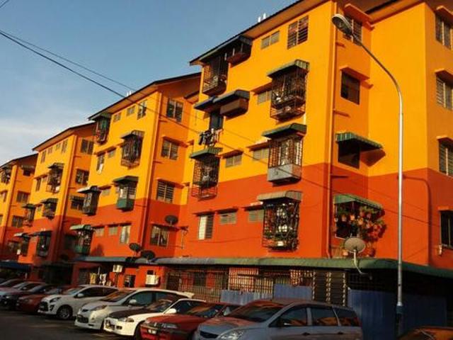 flat taman teluk kumbar bandar perda