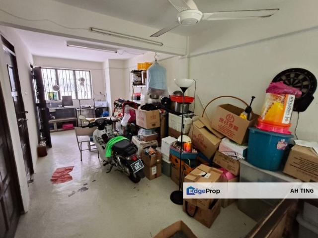 Flat Taman Ungku Tun Aminah