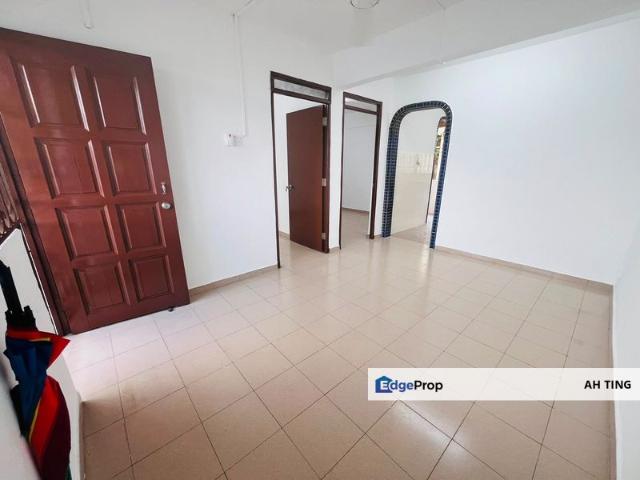 Flat Taman Ungku Tun Aminah