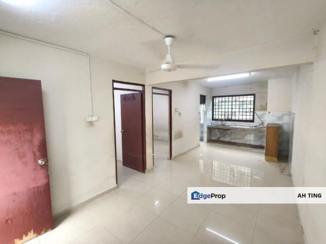 Flat Taman Ungku Tun Aminah
