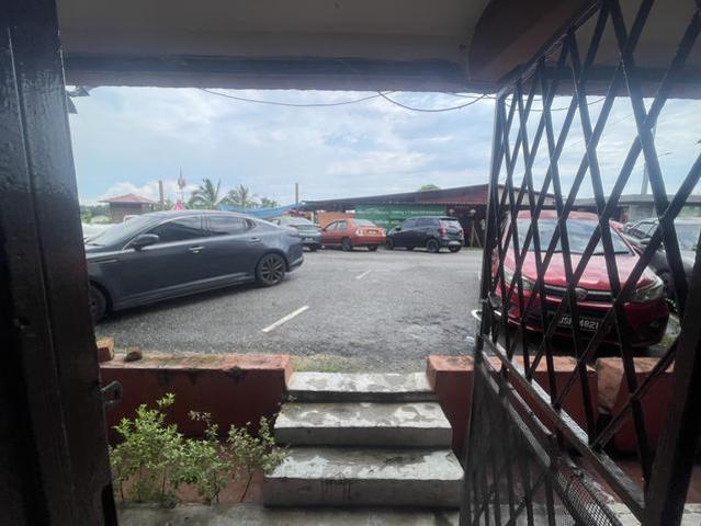 Flat Taman Ungku Tun Aminah