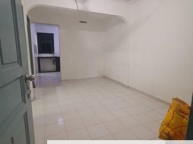 Flat Taman Ungku Tun Aminah