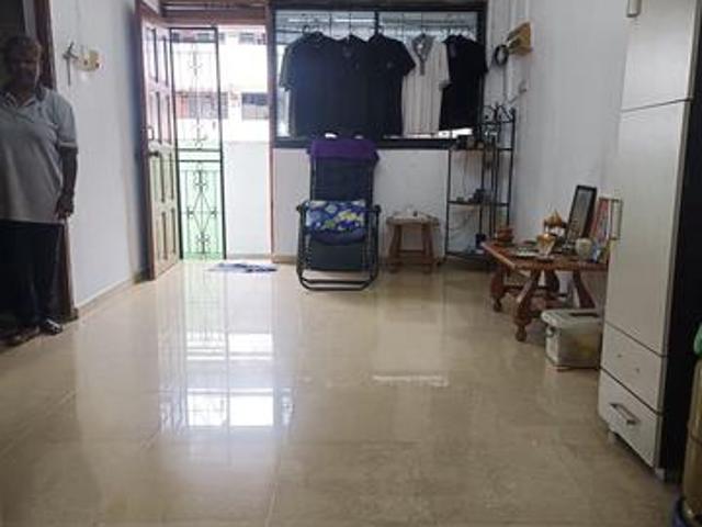 Flat Taman Ungku Tun Aminah level 1