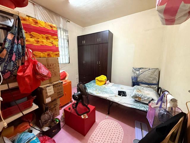 Flat Taman Ungku Tun Aminah with Unblock View
