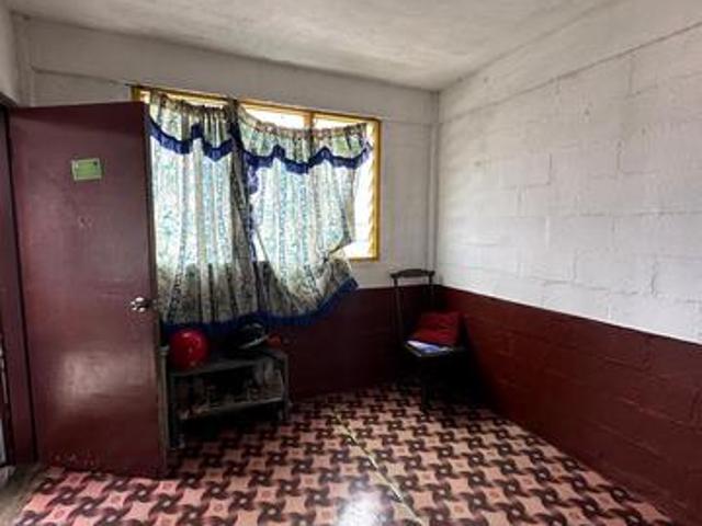 Flat Taming Jaya Block B 2R1B Taman Taming Jaya Seri Kembangan