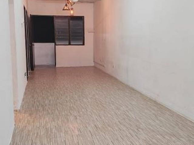 Flat Tasek 64, Bandar Baru Seri Alam