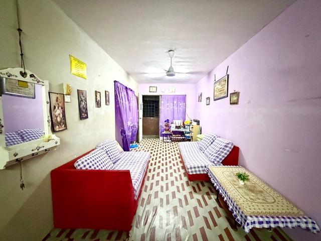 FLAT TASEK 64 SERI ALAM WALK UP UNiT FOR SALE