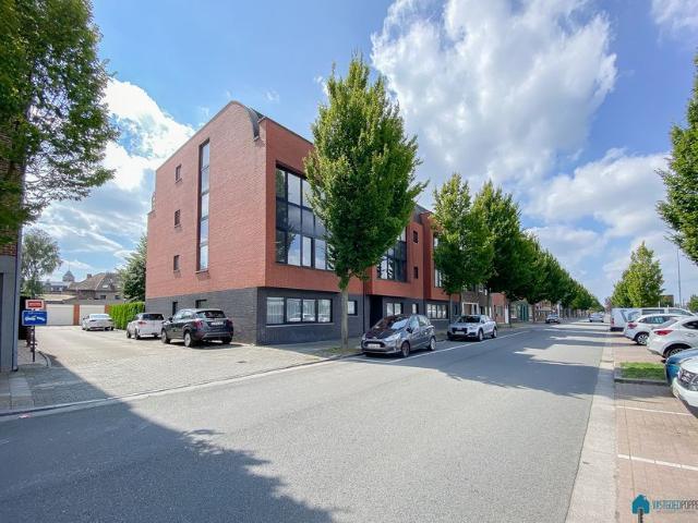 Flat te koop voor 195000 euro met 1 slaapkamers