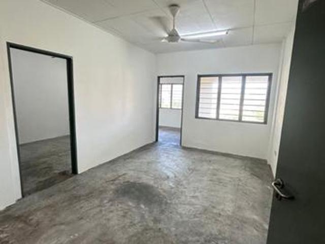 FLAT TMN SEROJA l JOHOR BAHRU l FULL LOAN l BELOW MARKET I ANGSANA